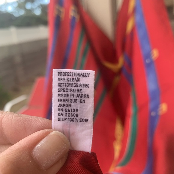 Vintage Echo by Talbots 100% silk belts scarf size 36X34 inches - Picture 4 of 9